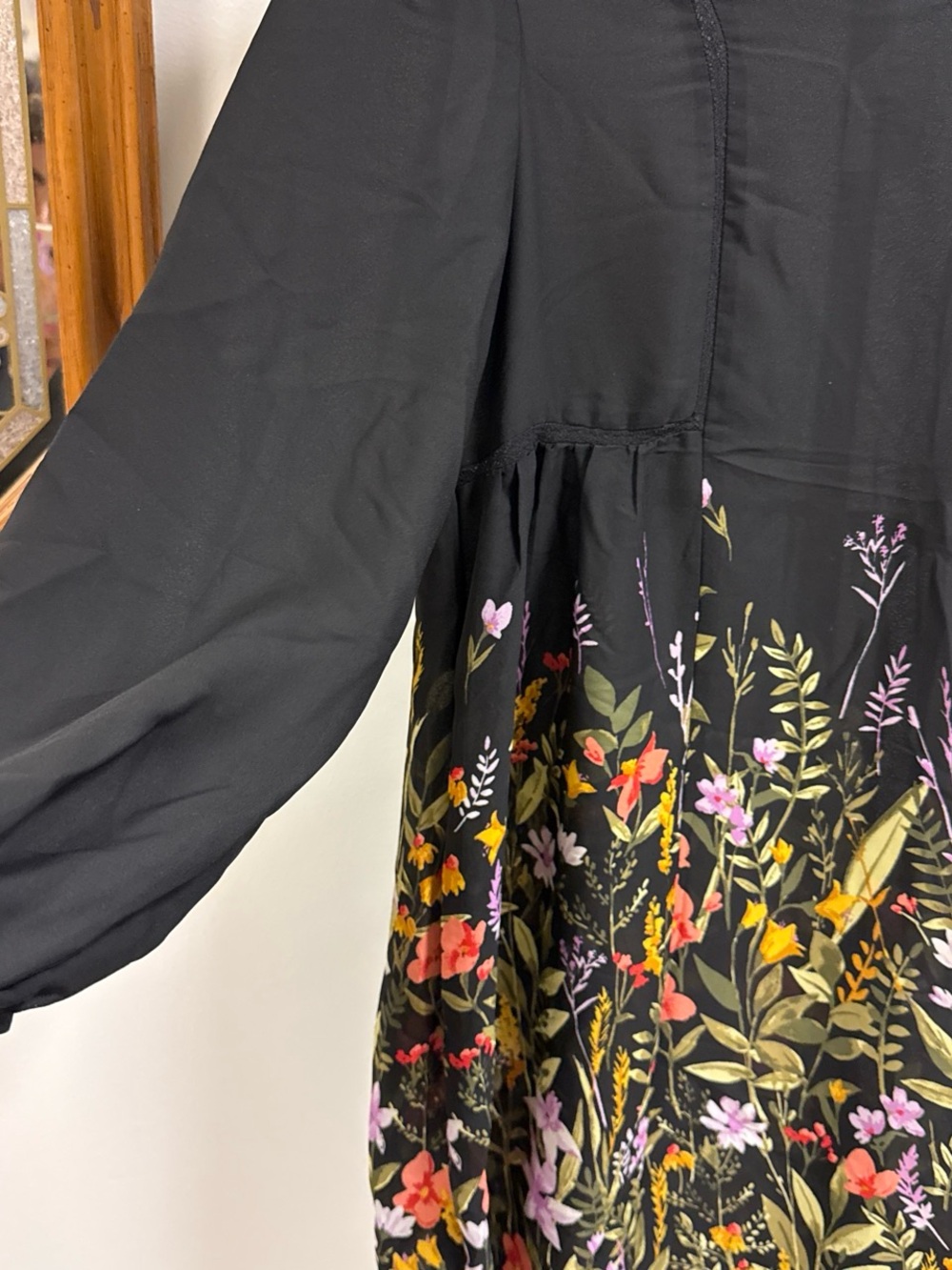 Old Navy Black Dress with Silver Lining - Picture 4 of 5